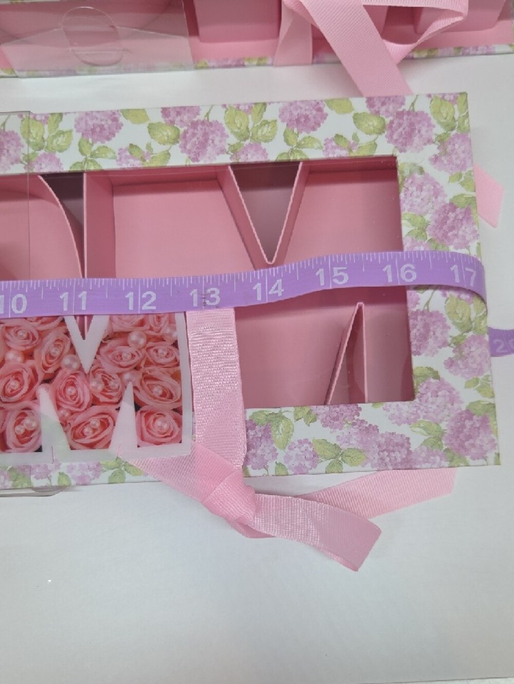 CWC Pink "MOM" Floral Gift Box - Home Holiday - Picture 2 of 5
